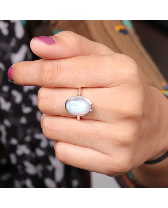 Rainbow Moonstone Ring - 925 Sterling Silver Oval Gemstone Jewelry