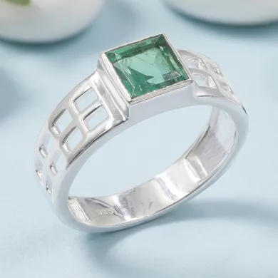 Emerald Solitaire Ring - 925 Sterling Silver Handmade May Birthstone