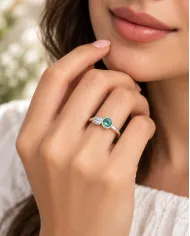 Emerald Leaf Ring | 925 Sterling Silver Handmade Green Gemstone Band