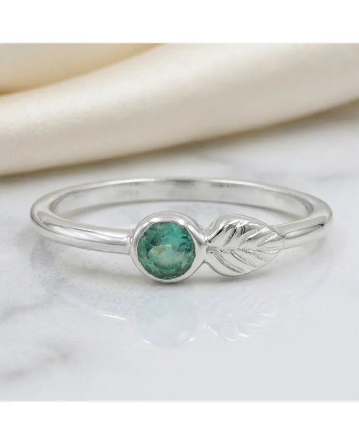 Emerald Leaf Ring | 925 Sterling Silver Handmade Green Gemstone Band