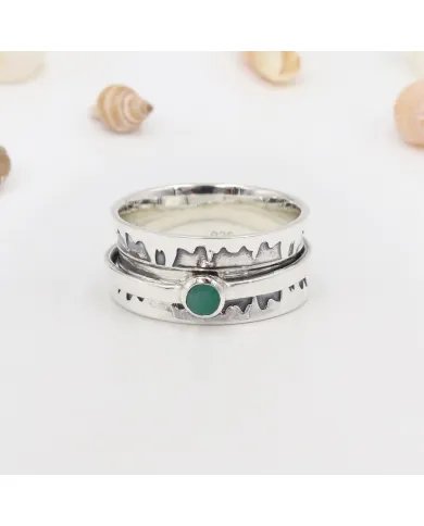 Emerald Spinner Ring - Sterling Silver Oxide Ring Handcrafted Ring Anxiety Ring Meditation Ring Stress Relief Unique Dainty Ring