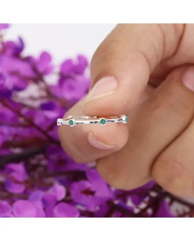 Emerald Gemstone Ring - 925 Sterling Silver - Minimalist Jewelry