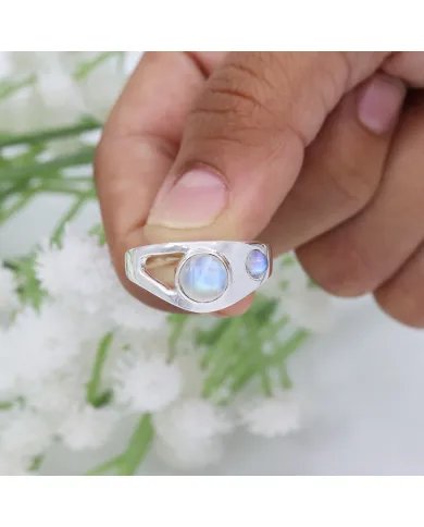 Natural Rainbow Moonstone Ring - 925 Silver Handmade Gemstone Jewelry