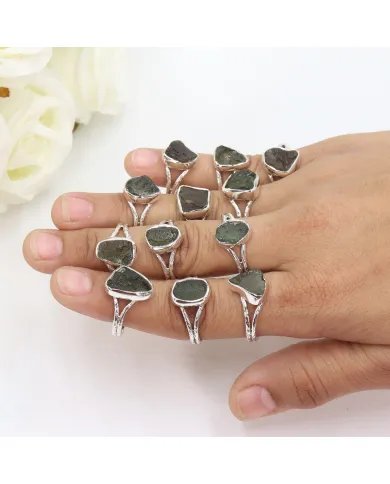 Raw Moldavite Ring – Handmade 925 Sterling Silver Gemstone Jewelry